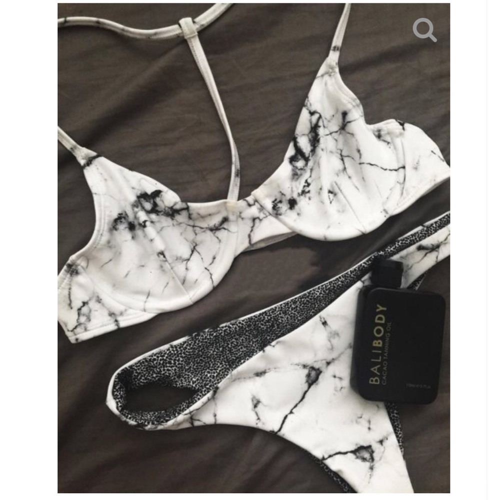 Marble bikini